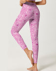 Love Flow in love abstract heart shape pink Leggings