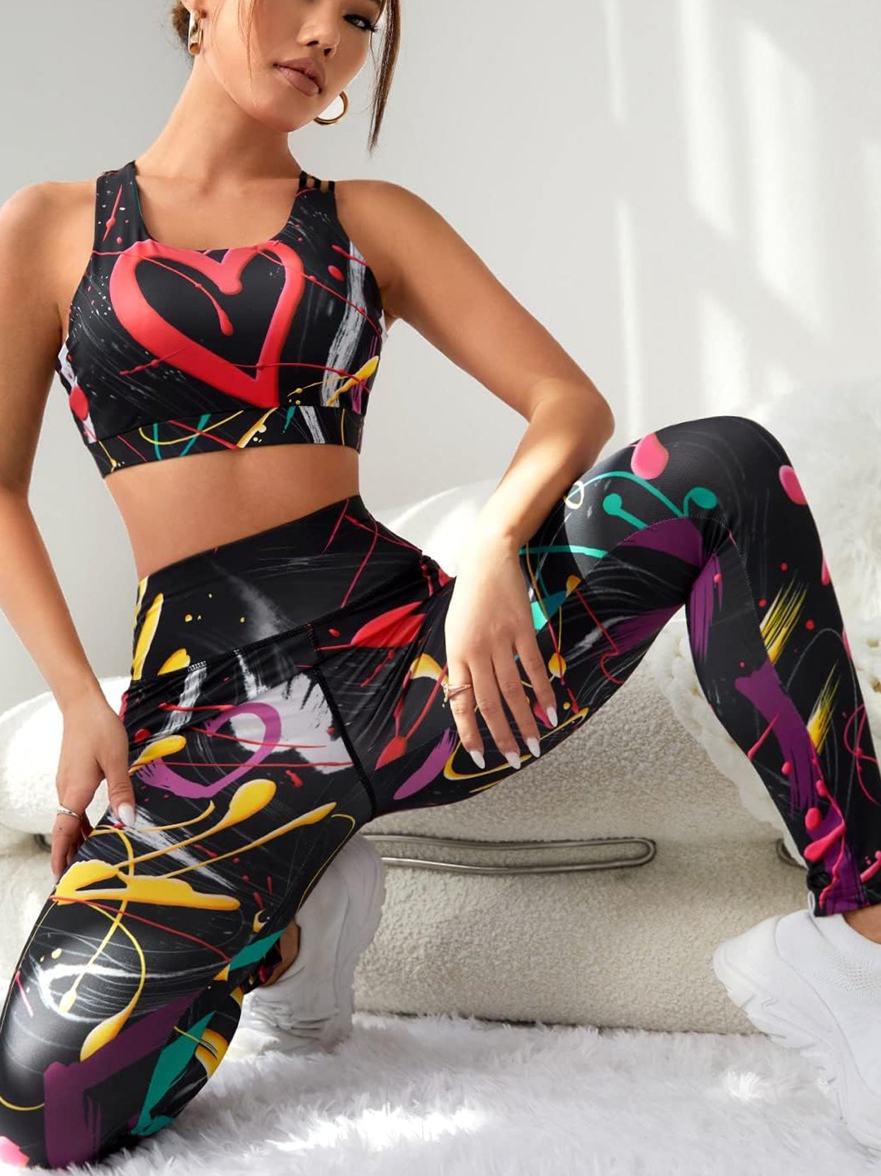 Love paint heart shape black yoga leggings