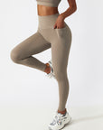 Basic cloud sense sand brown leggings