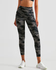 Abstract wave black gray leggings