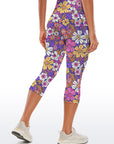 Flower hand drawn groovy breathable waistband capris