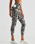 Black and white line design leggings