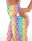 Colorful feather print capris