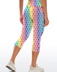 Colorful feather print capris