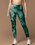 Abstract psychedelic green tie dye water ripple leggings