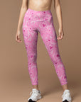 Love Flow in love abstract heart shape pink Leggings