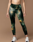 Abstract dark green fluid gilded water ripple leggings