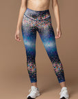 Colorful clusters of wild flowers leggings