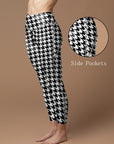 Black and white pattern houndstooth leggings