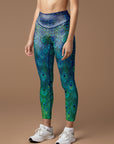 Animal blooming peacock feather leggings