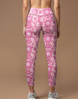 Seamless pink lace flower pattern leggings